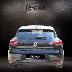 Carro escuro - 2025-05-10T113727.943