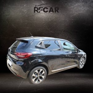 Carro escuro - 2025-05-10T113913.599