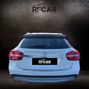 Carro escuro - 2025-05-10T124059.441
