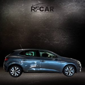 Carro escuro - 2025-05-11T163051.132