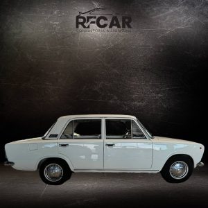 Carro escuro (67)