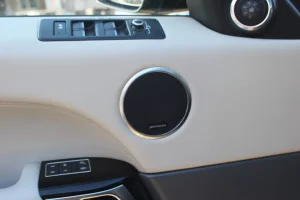 10253905002_omeustand_foto