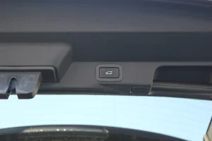 10253905005_omeustand_foto