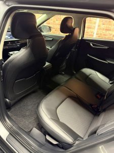 WhatsApp Image 2025-12-13 at 09.29.34